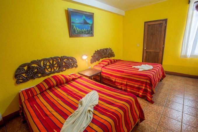 Hoteles Kakchiquel Panajachel Ngoại thất bức ảnh