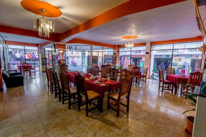 Hoteles Kakchiquel Panajachel Ngoại thất bức ảnh